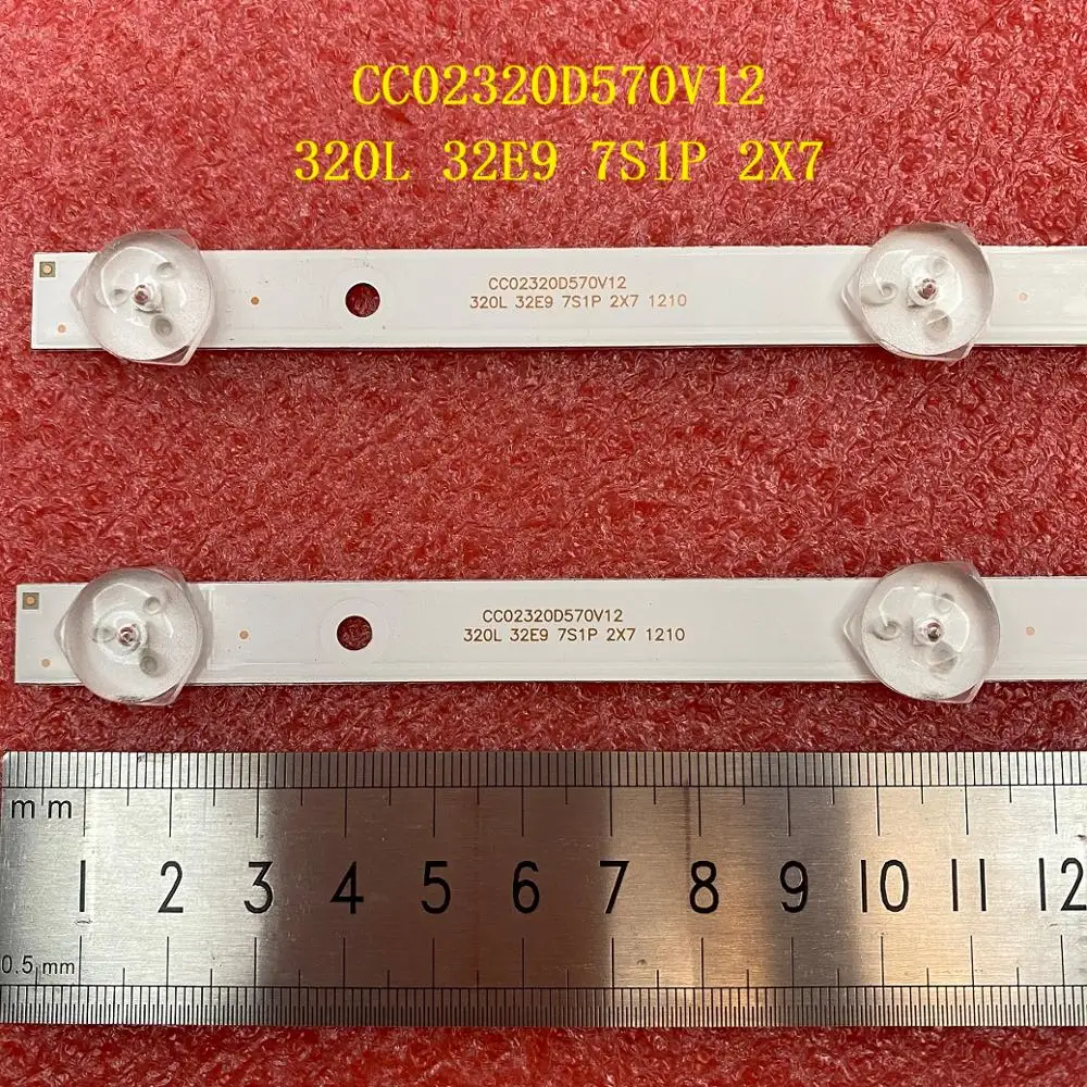 2pcs/set LED backlight strip For DEXP H32D8000Q H32D7000Q RCA RTDVD3215-B AOC T3211M 320L 32E9 7S1P 2X7 CC02320D570V12 08 02