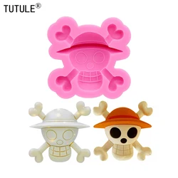 Skull head pirate Thief cartoon soap silicone mold Halloween Keychain resin clay mold DIY fondant chocolate cake silicone mold