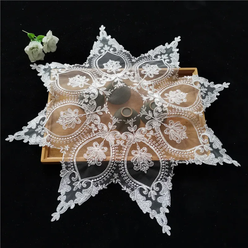 European Lace Embroidered Octagonal Nice Tablecloth Bedroom Study Small Round Table Mat Cover Cloth Christmas Decoration Tapete