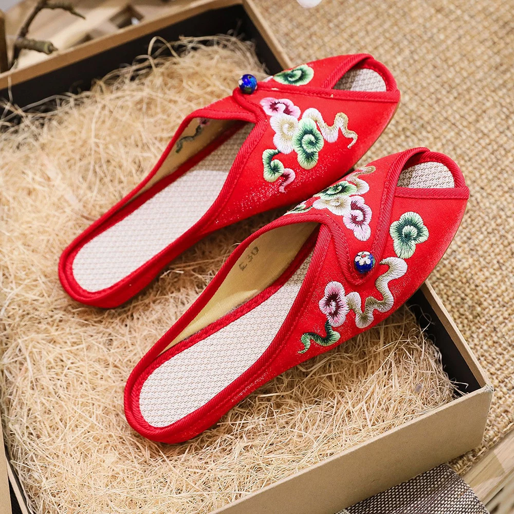 Veowalk Open Peep Toe Women Floral Embroidered Flannel Cotton Fabric Slides Slippers Vintage Ladies Casual Slip on Summer Shoes