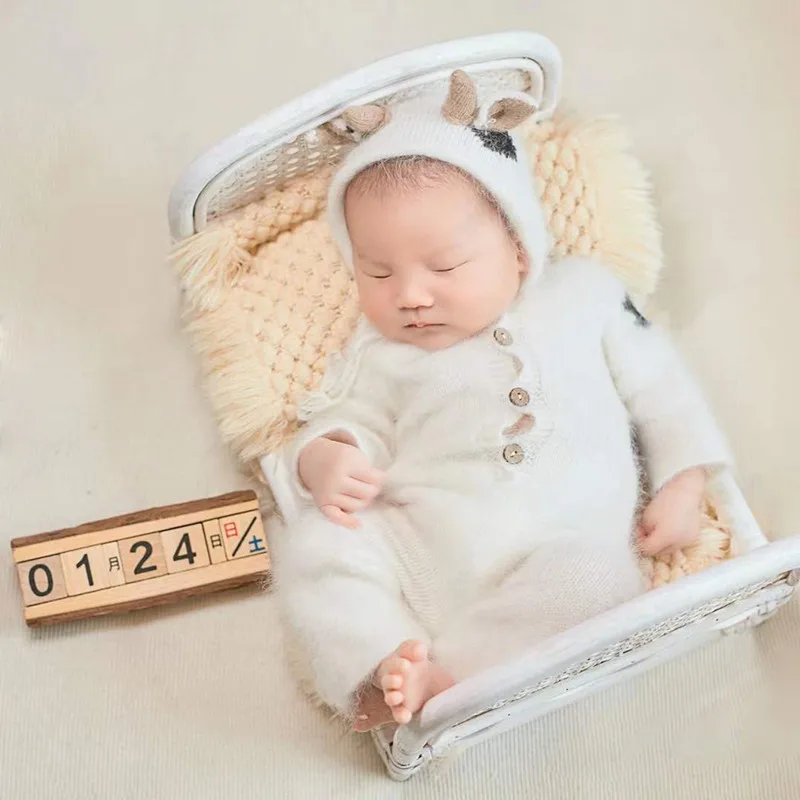 Newborn Photography Props Rope Wooden Swing Baby Photo Shooting Toy Outfit Clothes Boy Mohair Knitted Bodysuit Hat Cow Doll Set