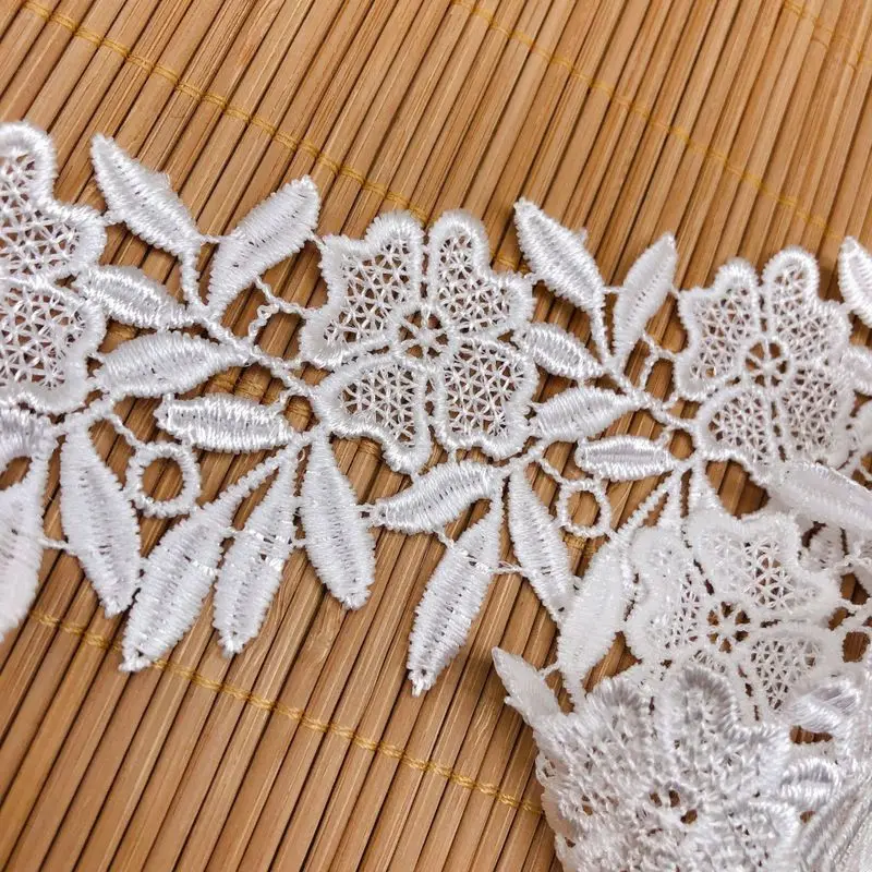 2022 Latest Best Selling Cotton Lace Fabric 5.8cm Applique Black White Flower Lace Fabric Ribbon Trim Guipure Dress Sewing LQ37