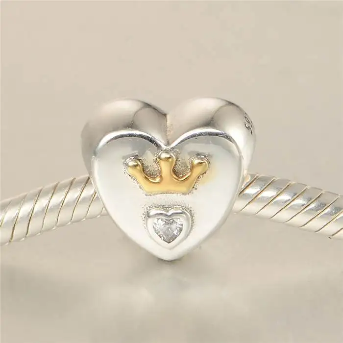 Majestic Love Heart Charms 925 Sterling Silver With CZ Stone Light Yellow Gold Crown Crown Fits Pandora Bracelet Fine Jewelry