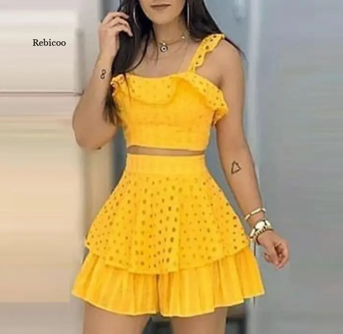 

Women's Summer Solid Color Two-Pieces Set Sleeveless Top High Waist Skirt Suit Round Collar Wrinkle Hollow Clothing