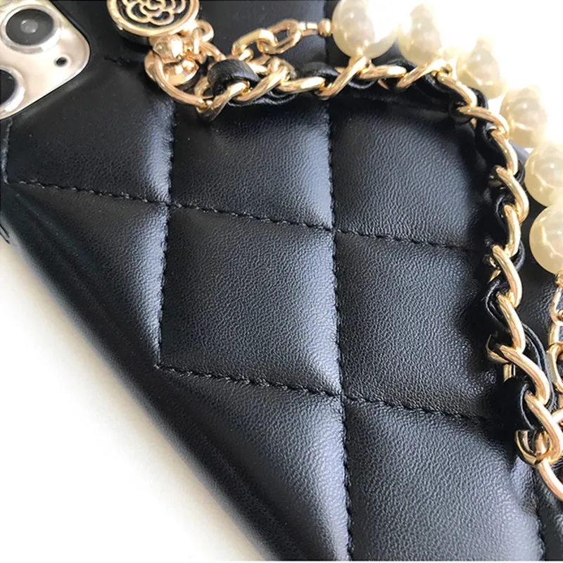 Pearl Leather Wrist Chain Hand Strap Flower Pendant Lambskin Case Cover For Iphone 15 14 13 12 11 Pro XS Max XR X 8 7 Plus