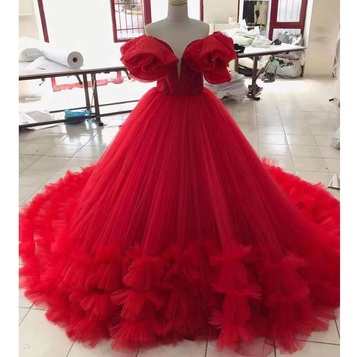 Vestido De baile rojo De quinceañera para niña, vestido De fiesta Formal con cuentas De lentejuelas, escote Corazón, flores 3D, 16 unidades