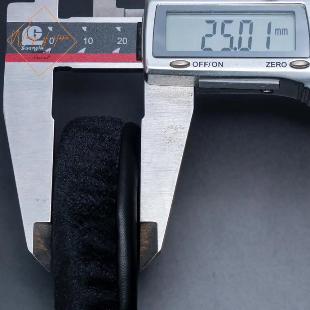 Мягкие велюровые амбушюры для наушников Sennheiser HD 4,40 BT, отличное качество, недешевая версия