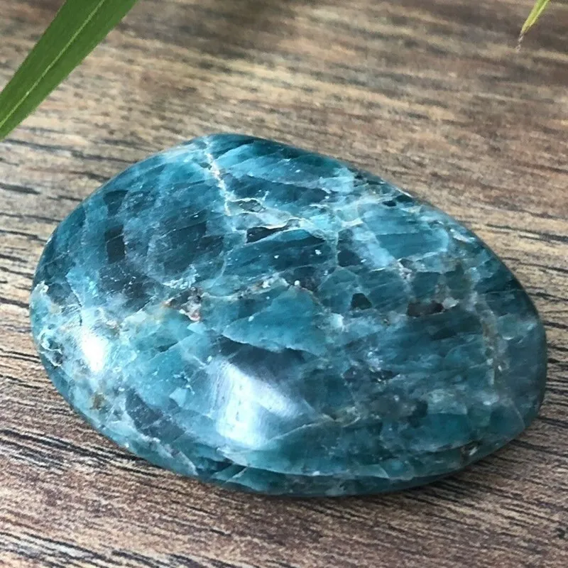 

Natural Apatite palm stones and crystals healing quartz minerals massage gemstones for gifts