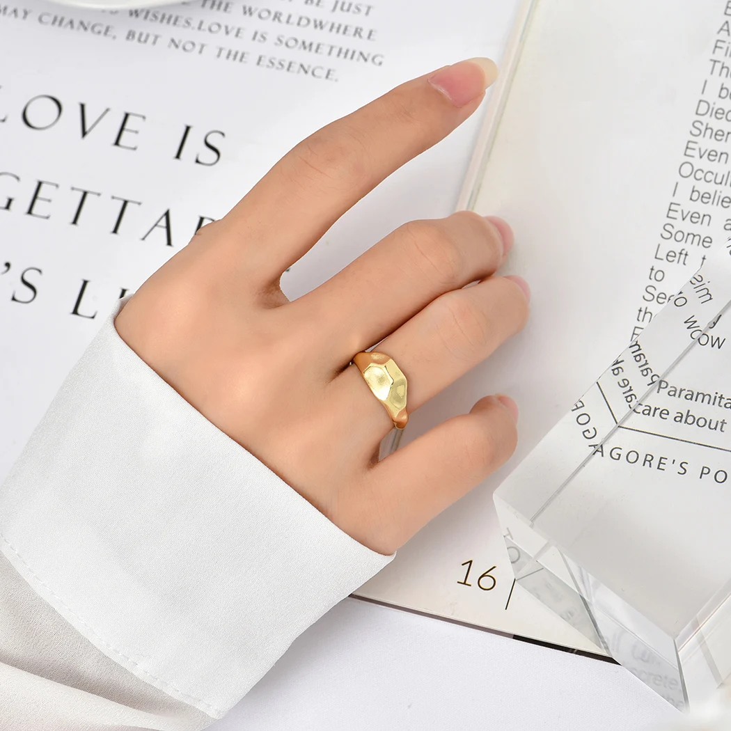 Trendy Gold Color Polyhedron Glossy Concave Open Rings For Women Girls Lover Couple Rings Friendship Wedding Rings 2021 Jewelry