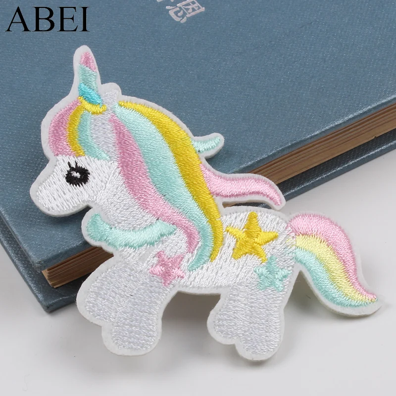 5pcs New Cartoon Unicorn Patches Iron On Embroidery Animal Stickers DIY Garments Badge Sew On Bags Pants Decoration Appliques