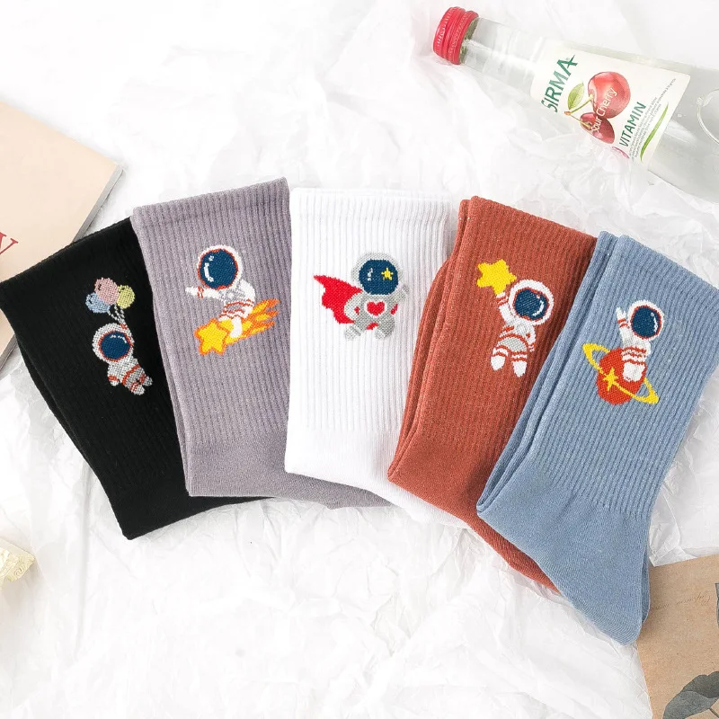 Spring and summer couple socks solid color ins tide embroidery astronaut net red fashion wild tube socks sports tide socks