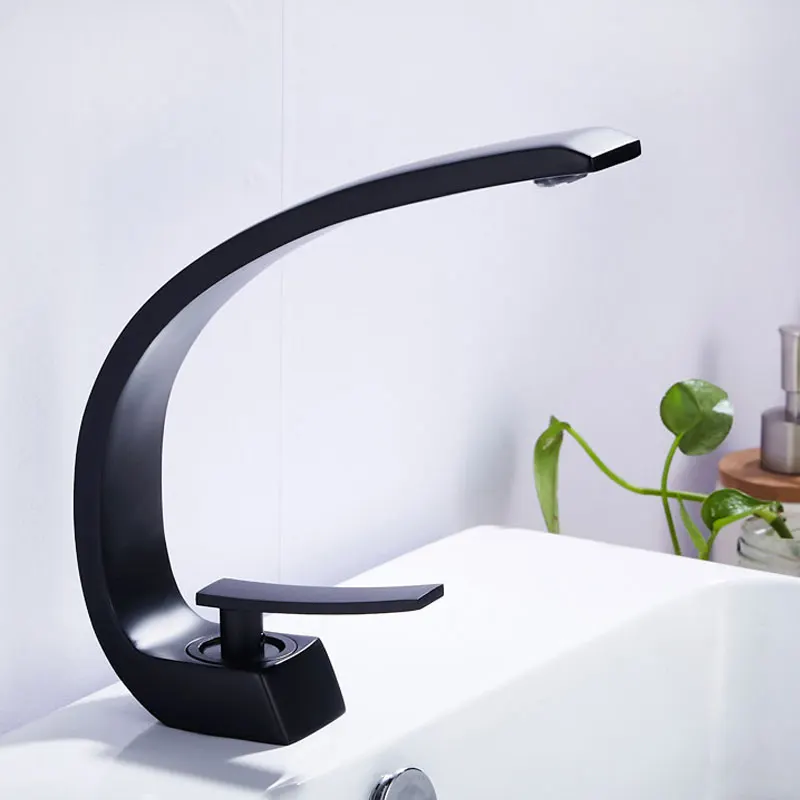 Modern Thick Brass Bathroom Basin Faucet Mixer Tap Black/Chrome Wash Basin Faucet Single Handle Hot and Cold Waterfall Faucet