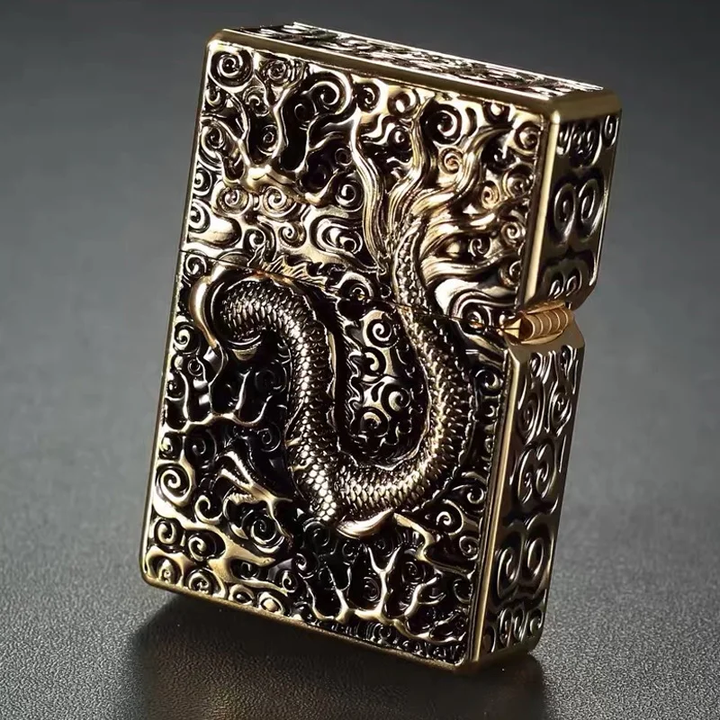 Vintage Heavy Armor Dragon Brass Kerosene Lighters  Grinding wheel Windproof Oil cigarette Lighter luxurious Fire Gift