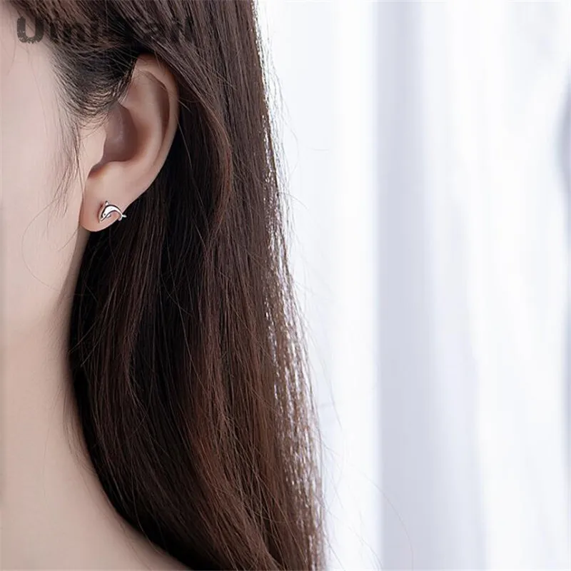 Uini-Tail Hot New 925 Tibetan silver Korean Small Fresh Glossy Dolphin Ear Studs Cute Sweet Fashion Sea Animal Ear Jewelry ED003