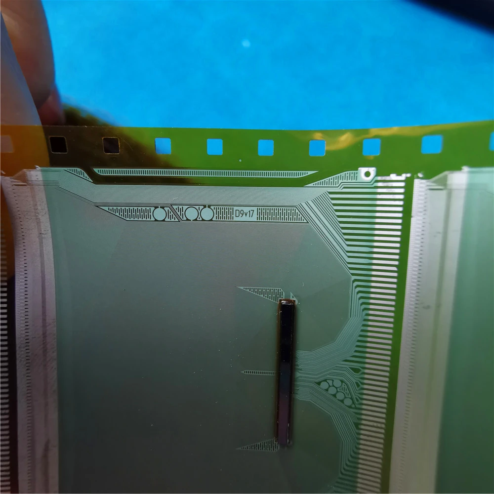 Spedizione gratuita nuovo originale TAB COF Driver IC modulo S6CT933A01-57 D9V17