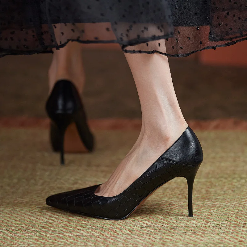2022 New Fashion High Heels Women Pumps Thin Heel Classic Black Beige Sexy Ladies Wedding Pumps Zapatos De Mujer