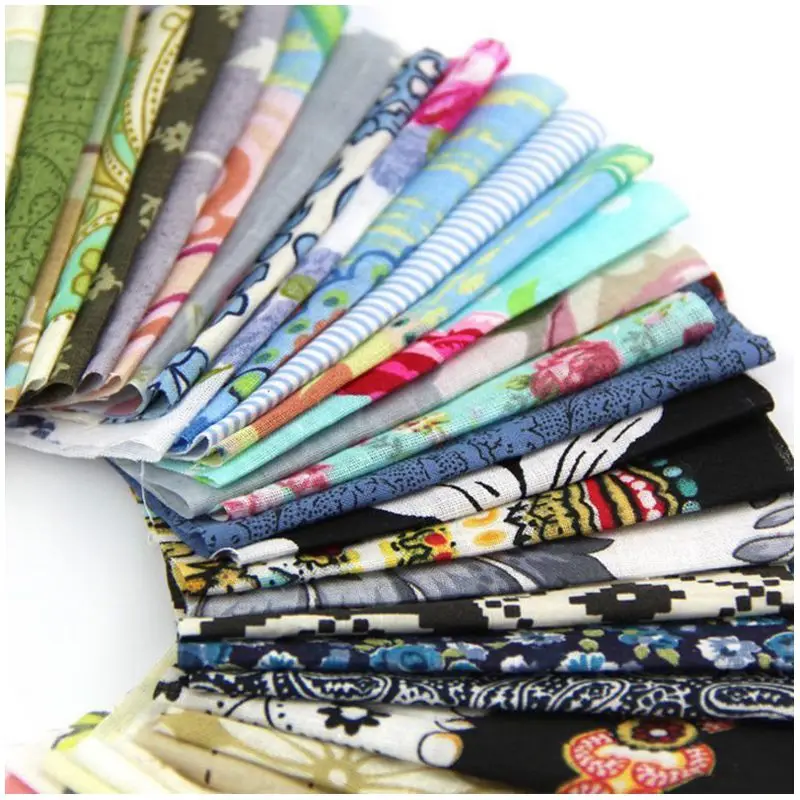 Fabric Patchwork Craft Cotton Material Batiks Mixed Squares Bundle, 10 x 10cm, 50-Pack