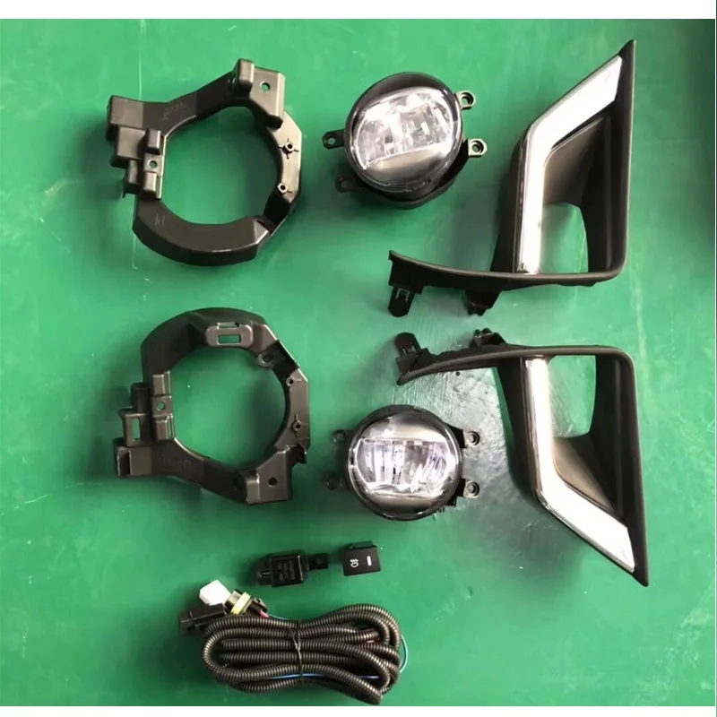 Exterior Auto Fog Lamps Led DRL Daytime Lights Fit For Prado FJ150 2018 2019 2020 2021 SUV Fog Lights Lamp assembly