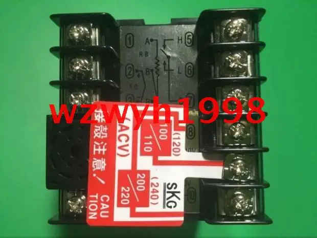 The manager recommends Taiwan SKG PN-701 high precision pointer temperature control SKG PN701 temperature controller SPN701 (R)