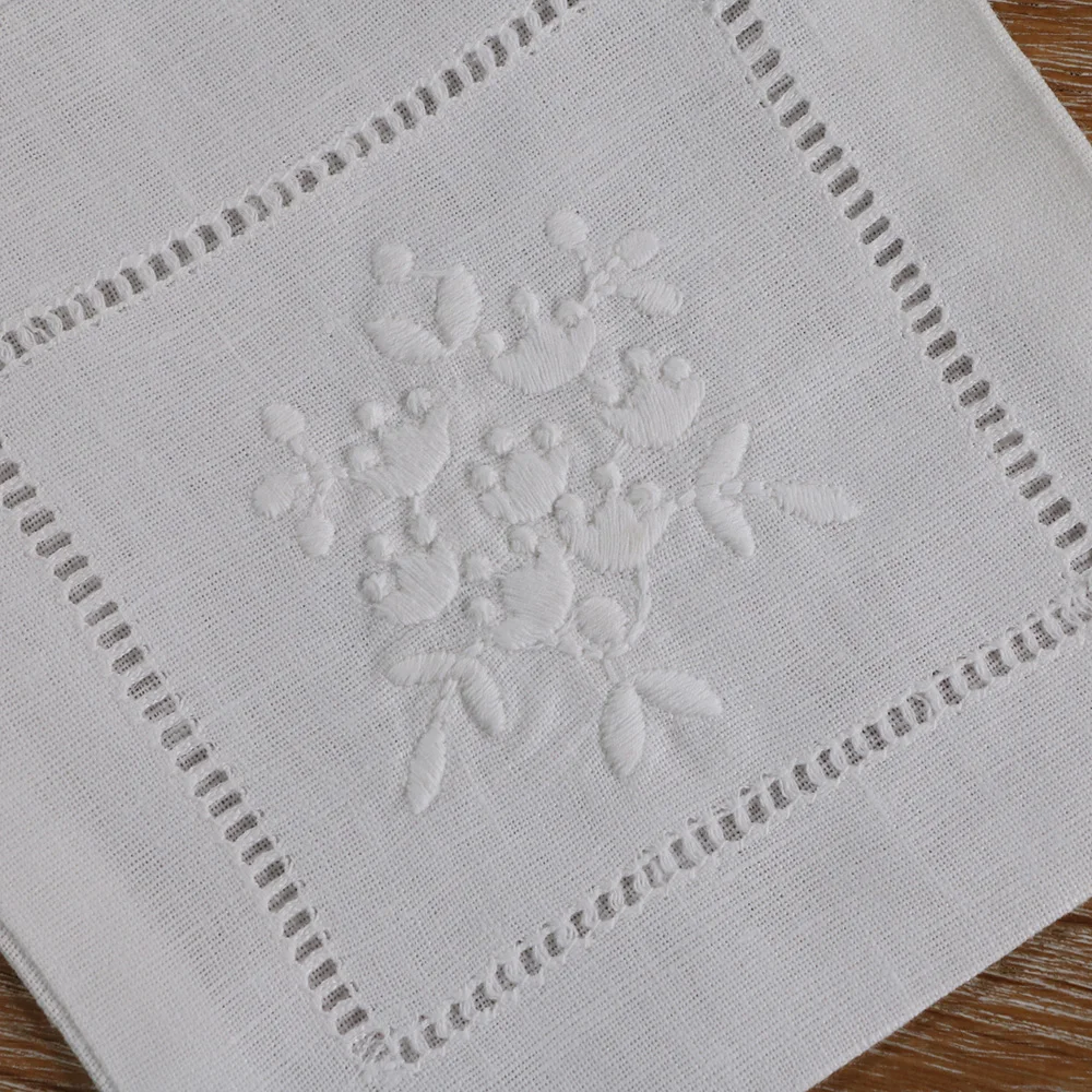 B023：12 pieces White Linen Cotton  embroidery  Gift Sachet bags Travel storage pouch Drawstring bags