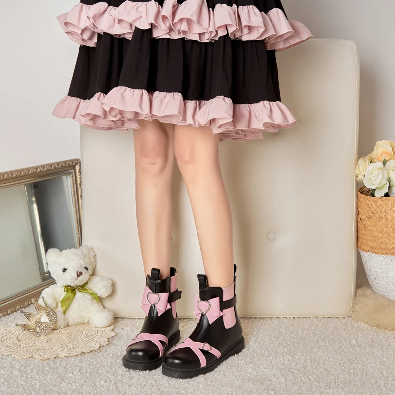 College Style Jk Uniform Lolita Flat Boots Pink Bow Metal Heart-Shaped Pattern Sweet Ankle Boots Chain Cute Female Shoes