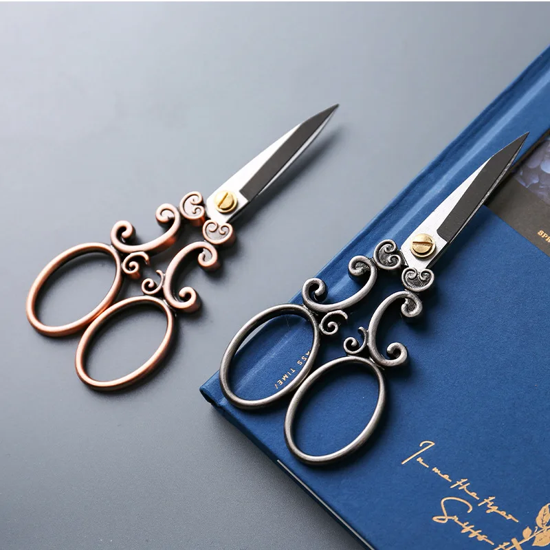 1pcs Retro Style Scissors Antique Cutter Cutting Embroidery Cross Stitch Sewing Tool Stainless Steel Craft Shears