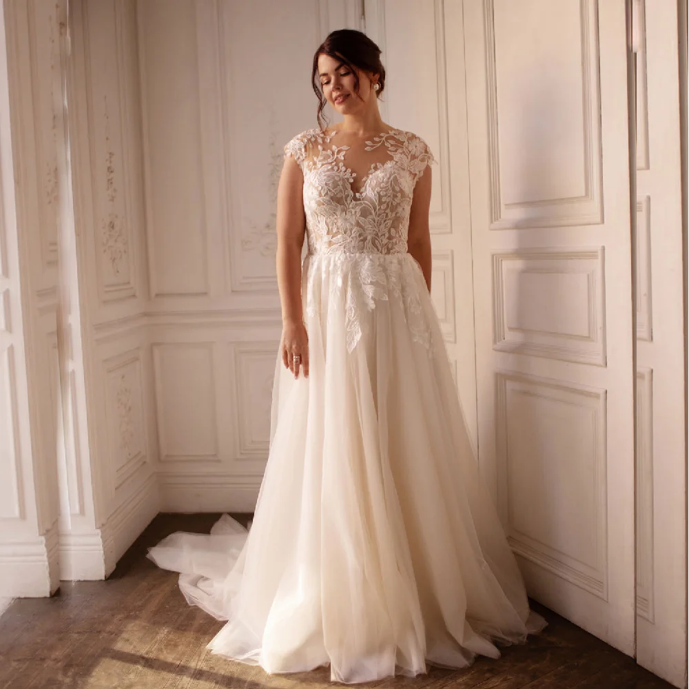 Robe de mariée avec appliques en dentelle, grande taille, simple, fleurs en fibre, balayage, blanc, tulle, plage, mariage civil, 2022