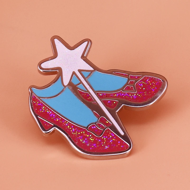 Dorothy's Glitter red Shoes brooch with Magic Wand Pin Starlight Dancing Shoes badge Halloween Gifts Wizard of Ozs Fans Addi