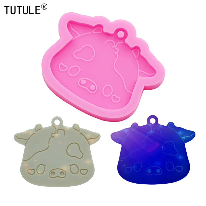 Mirror earrings calf Keychain Polymer Clay Decoration Silicone Mold  Cartoon pig DIY Handmade Necklace Epoxy Jewellery Mold