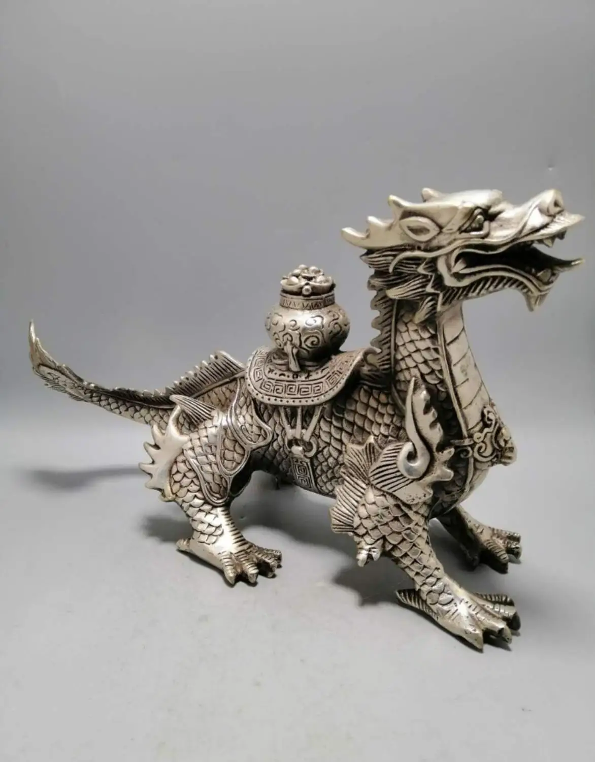 Antique Chinease Qing Dynasty  Qilin dragon silver statue decoration ornaments, Free shipping