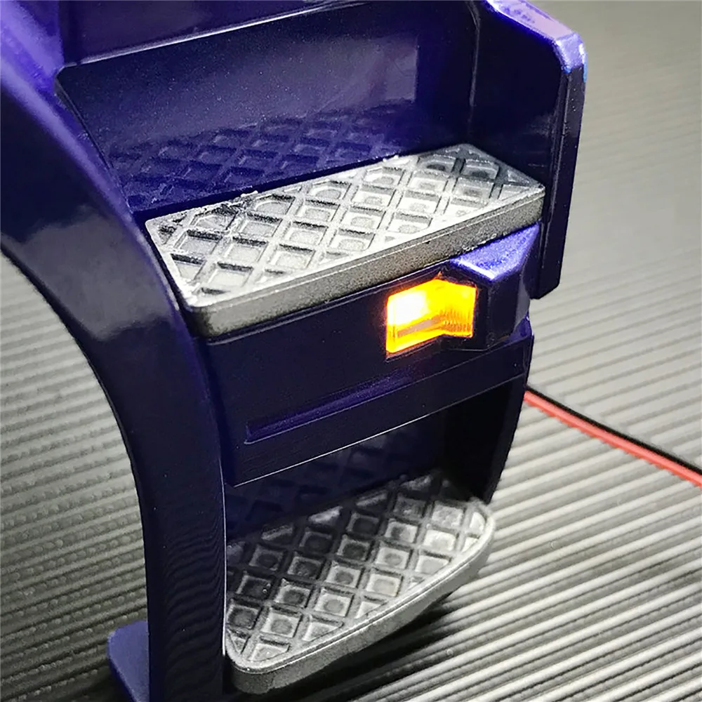 

Pedal Turning Lamp Cup Marker LED Light for 1/14 Tamiya Scania R470 R620 RC Truck Accessories Parts