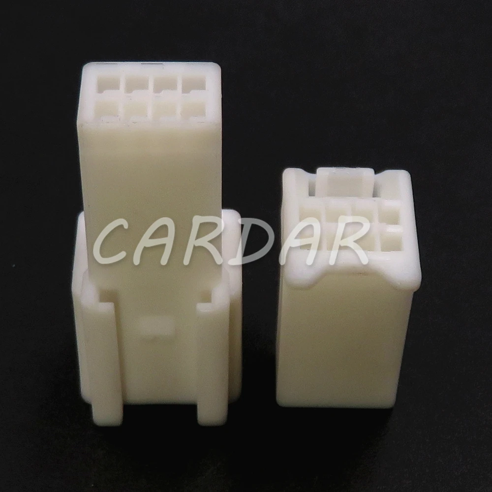 1 Set 8 Pin 0.6 Series Car Navigation LF Module Host Wiring Plug AC Assembly Miniature Unsealed Connector 6098-5271 6098-5269