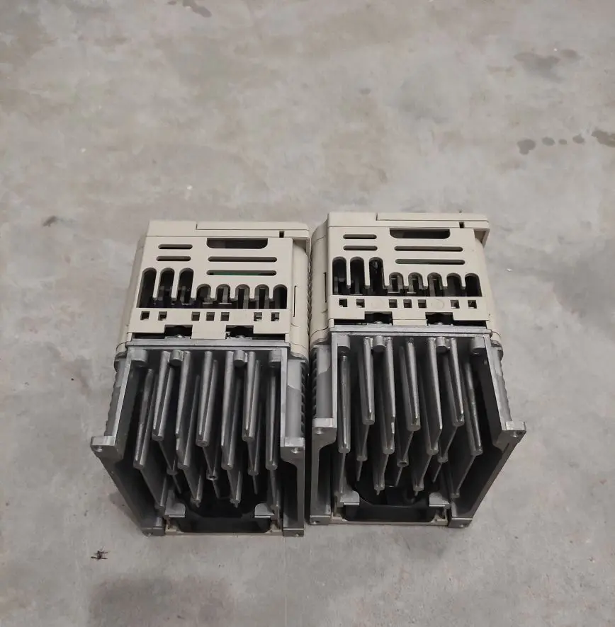 CIMR-JB4A0005BAA  Used in good condition inverter