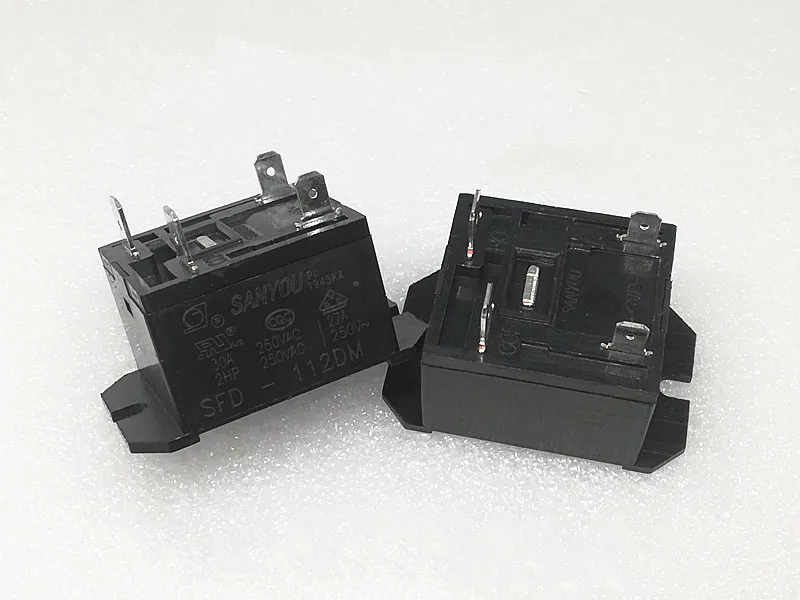 

2PCS/lot 100%Original New Relay JQX-37F-12-1H JQX-37F-24-1H JQX37F-24-1H JQX 37F 24 1H JQX37F-12-1H 12VDC 24VDC 30A 4PIN