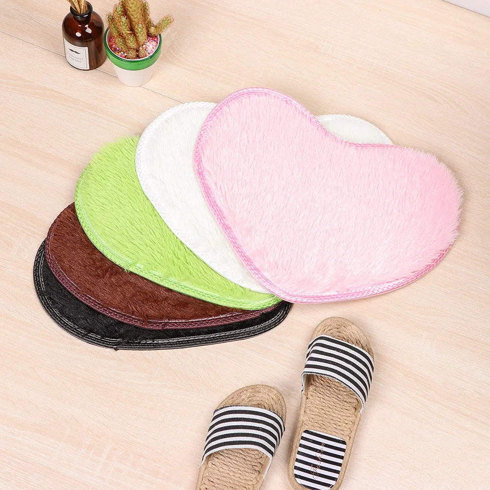 30x40cm Love Heart Shape Bathroom Carpet Solid Green Red Bath Mats Doormat Non-slip Carpets Kitchen Bathroom Rugs Home Floor Mat
