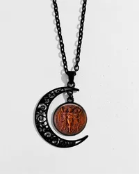 Fashion Wiccan Vintage Statue of Triple Moon Goddess Amulet Occult Hecate Pendant Necklace Glass Jewelry Women Gift Choker
