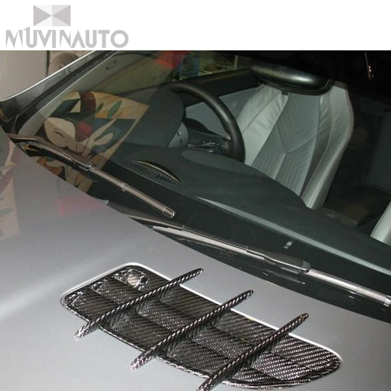 For Benz SLKR171 carbon fiber machine cover is modified into air inlet.