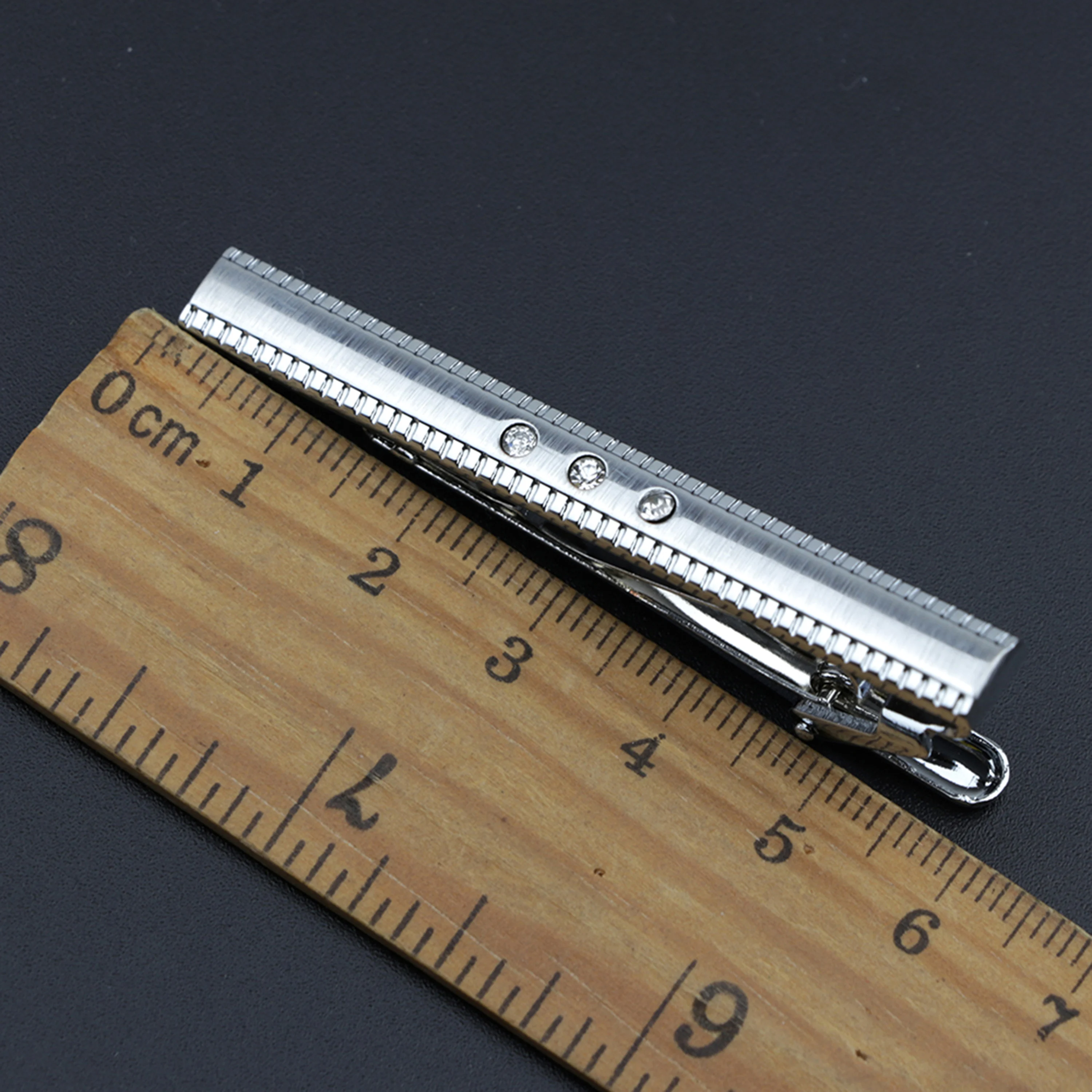 مشبك من النيكل للرجال ، إكسسوارات ، جودة عالية ، نمط عصري ، نقش معدني ، شريط بسيط ، قفل عمل ، هدية دبوس عملي #3