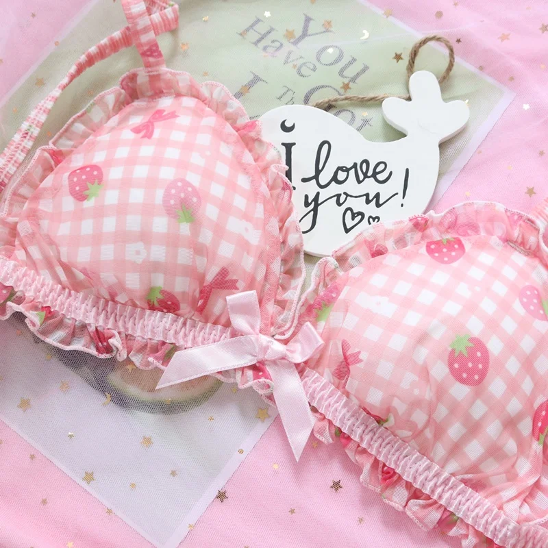 Soft Girl Bra and Panty Set Japanese Kawaii Strawberry Sweet Intimate Pink Bra Lingerie Femme Underwear Set Comfortable Bralette