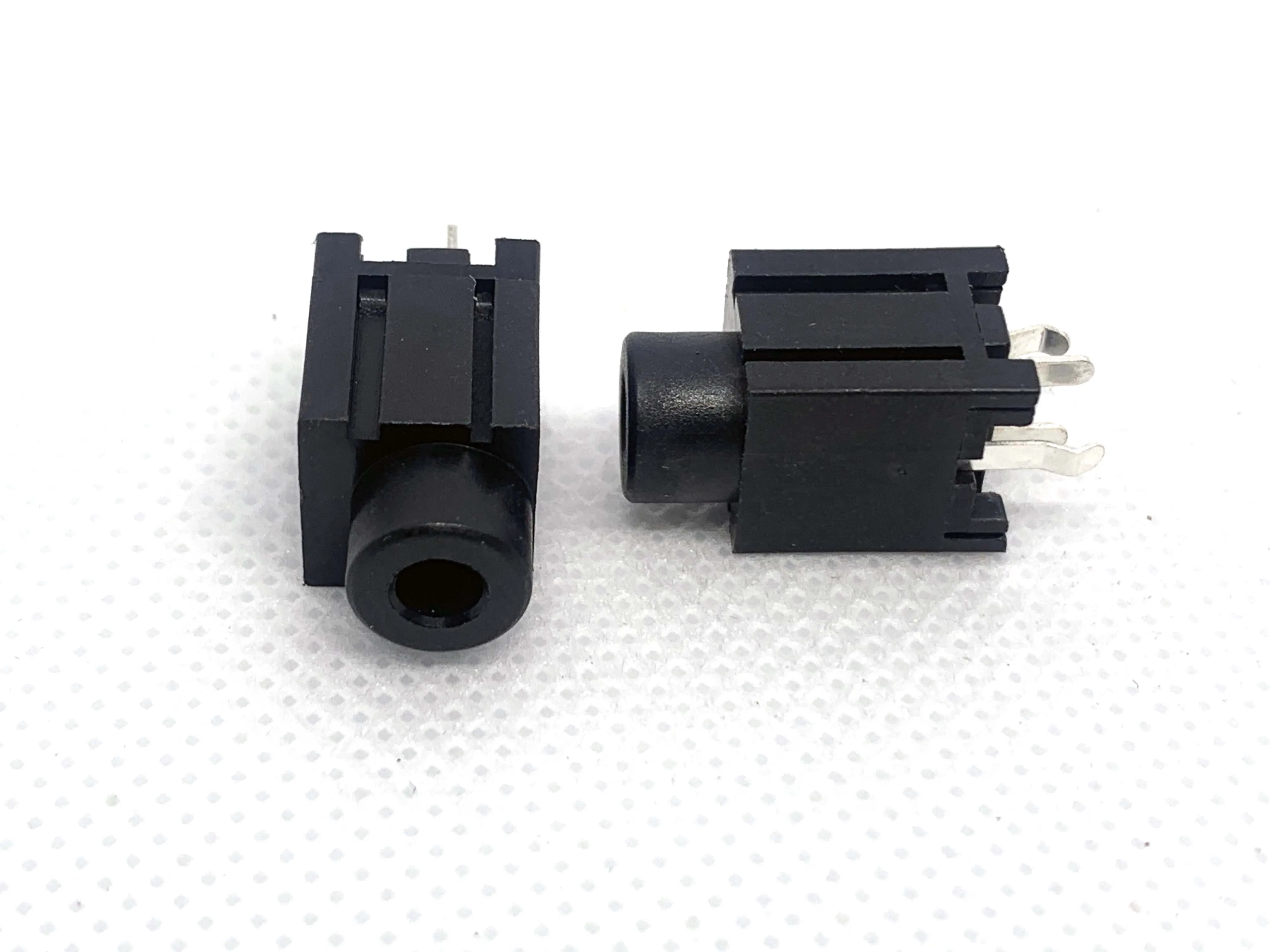 10 قطعة PJ-342 في خط جهاز التحكم في الصوت 3.5 مللي متر سماعة جاك رئيس البلاستيك الأسود العمودي 4Pin DIP ل هيكل الكمبيوتر audioالمقبس #3