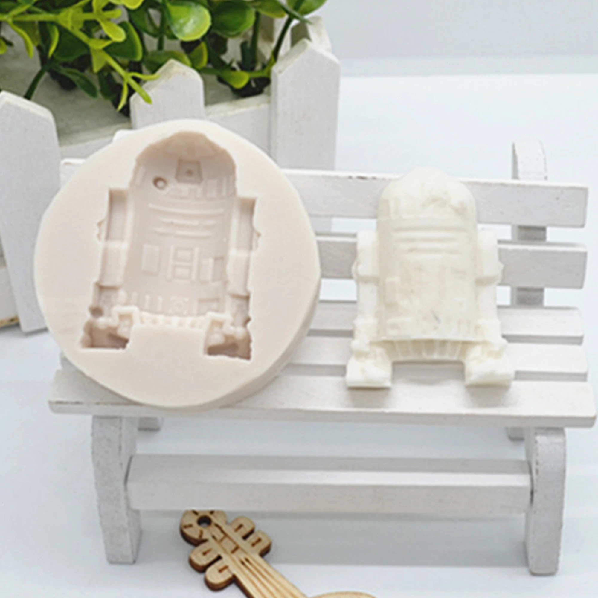 Robot Silicone Mold Baby Birthday Party Cake Decorating Tools Fondant Cookie Baking Chocolate Gumpaste Candy Molds M693