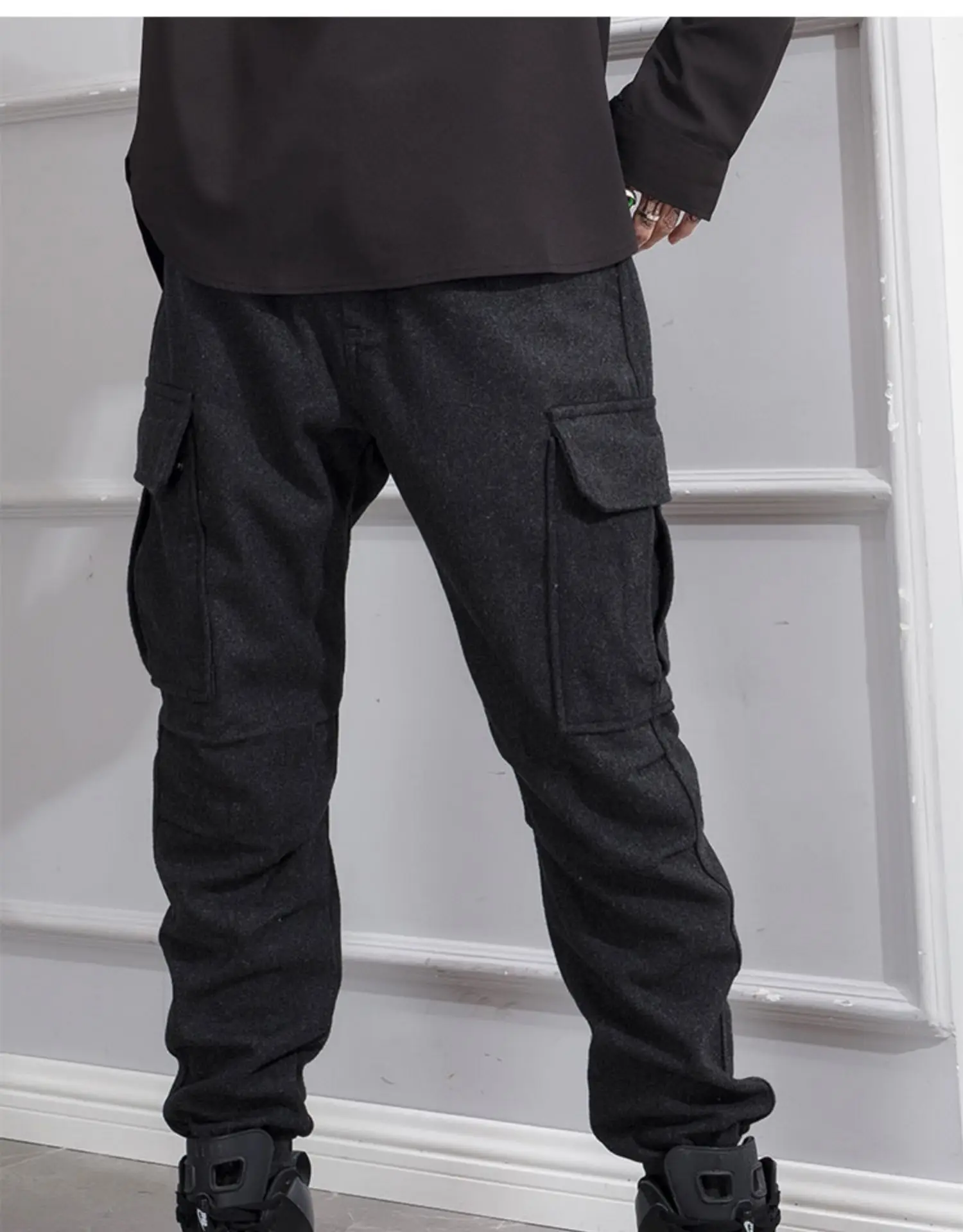 

Autumn and winter new thickened woolen trousers overalls loose legged pants versatile hip hop trendy men don't wear cold in wint