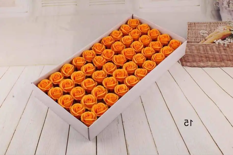 

New Year Soap Flower 6cm Artificial Roses High Grade Box-packed Romantic Valentine\'s Day Gift Wedding Flowers