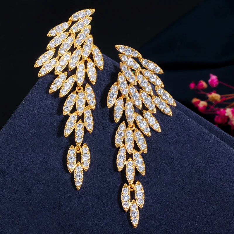 CWWZircons Elegant 18k Gold Plated Cubic Zirconia Long Dangle Feather Wing Drop Earrings for Women Fashion Boho Jewelry CZ640