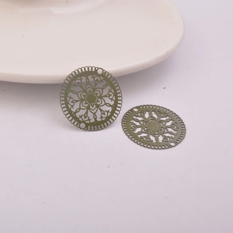 50 Stück AB4293 23mm Lasergeschnittene Runde Anhänger aus Messing mit Doppelloch und Filigran-Design für Ohrringe – Detail 7