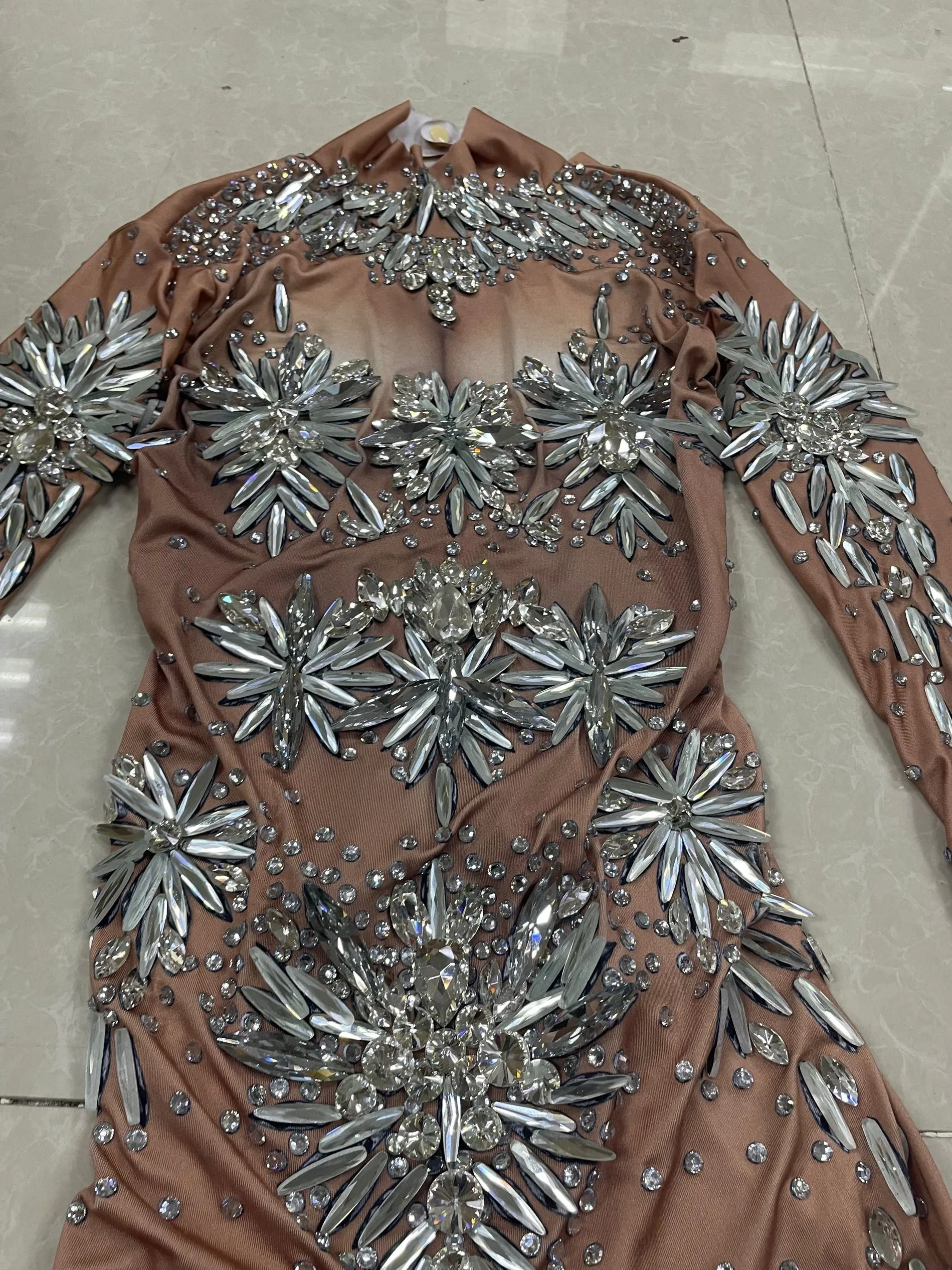 

Nude Color Rhinestones Jumpsuit Glass Crystals Skinny Rompers Stretch Singer Stage Wear Sexy Bar Nightclub Dance Costumes