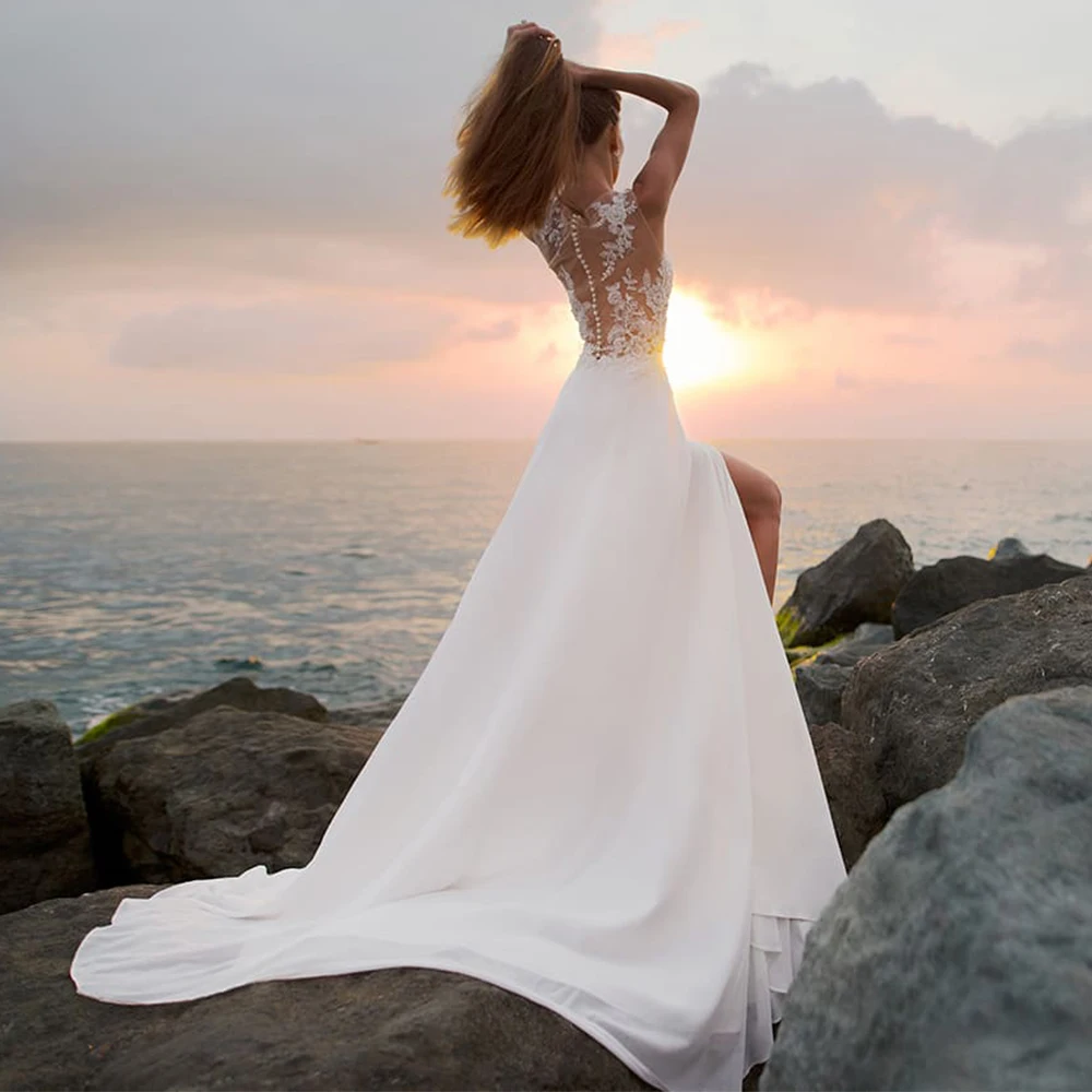 

Simple Summer Chiffon Wedding Dresses 2025 Boho Slit Bridal Gown O-neck Sleeveless Lace Applique Vestidos De Noiva