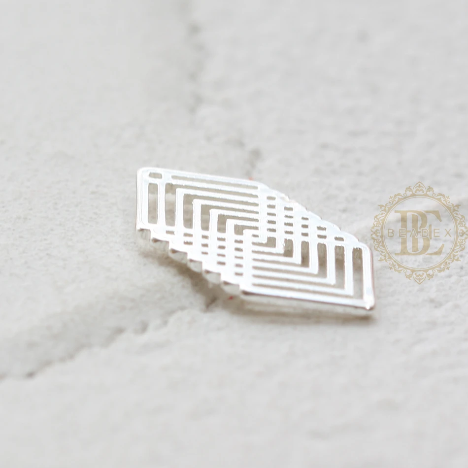 DIY Supply-Solid Brass Finding Geometry - 20x11mm (4666C)