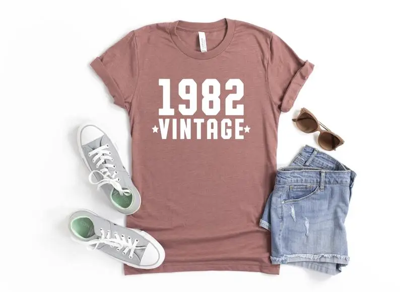 1982 Vintage Birthday Gifts Gift for Mom or Sister, Birthday Party T-Shirt Short Sleeve Top Tees 100% Cotton female T-shirt y2k