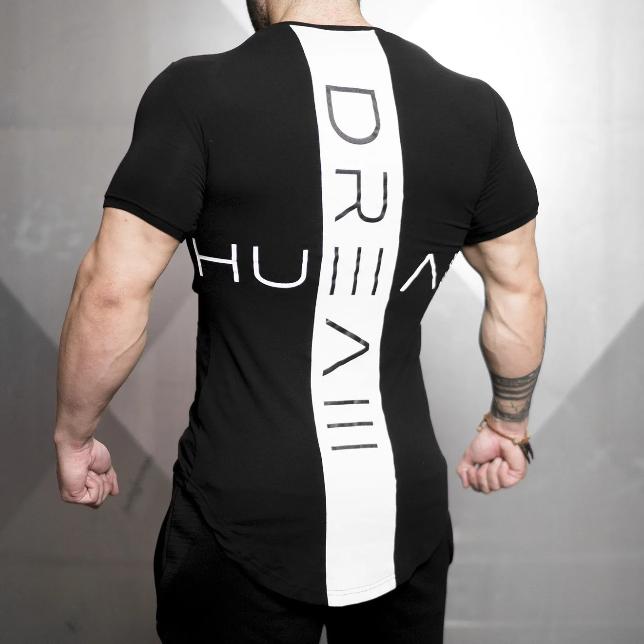 Men Tshirt Summer Patchwork Curved Hem T-shirt Men Fitness Workout Casual Streetwear